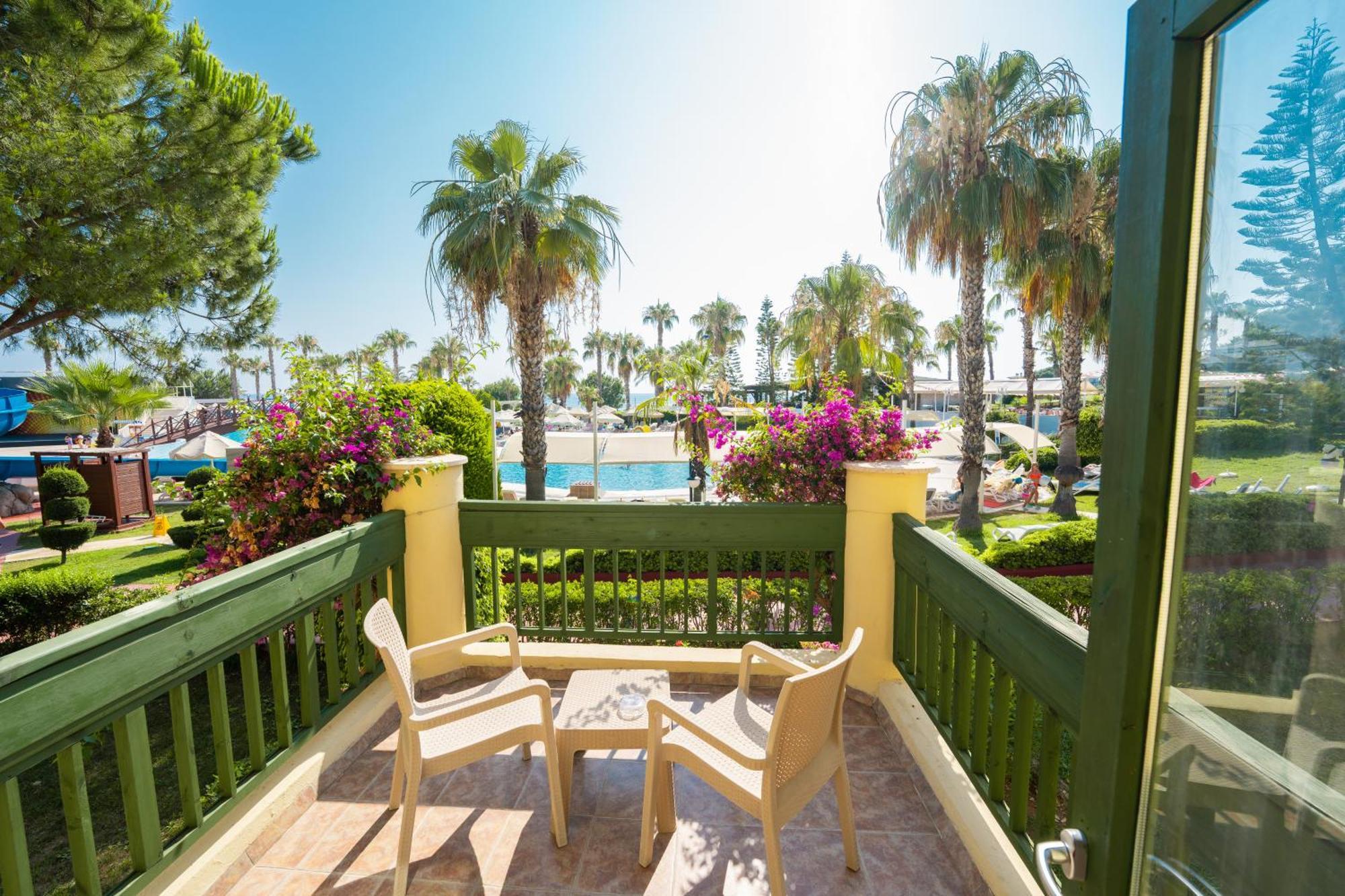 Oz Hotels Incekum Beach Alanya Buitenkant foto