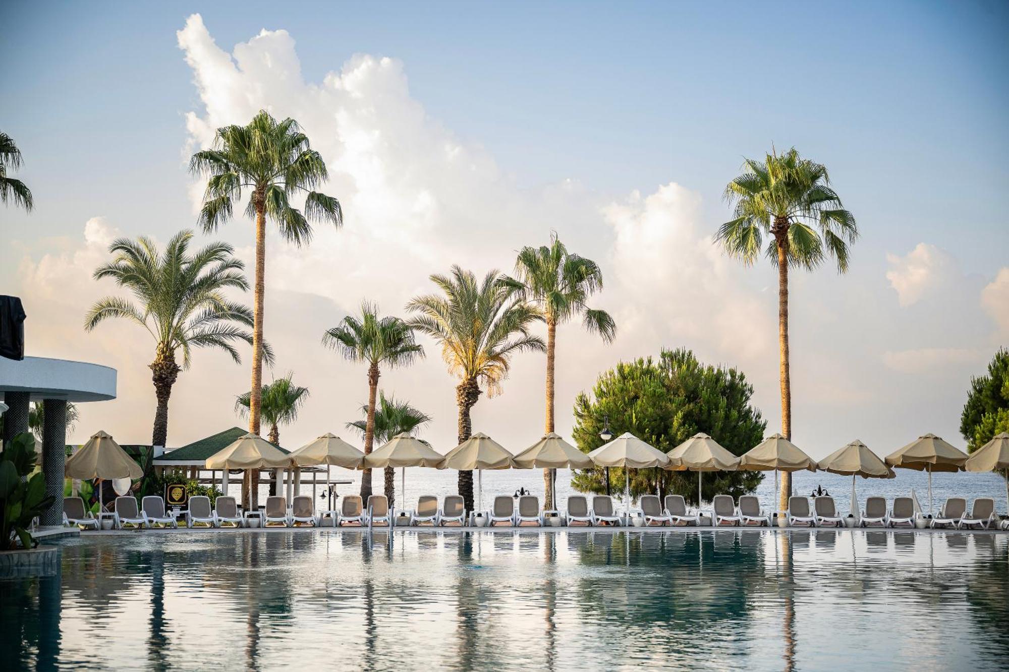Oz Hotels Incekum Beach Alanya Buitenkant foto