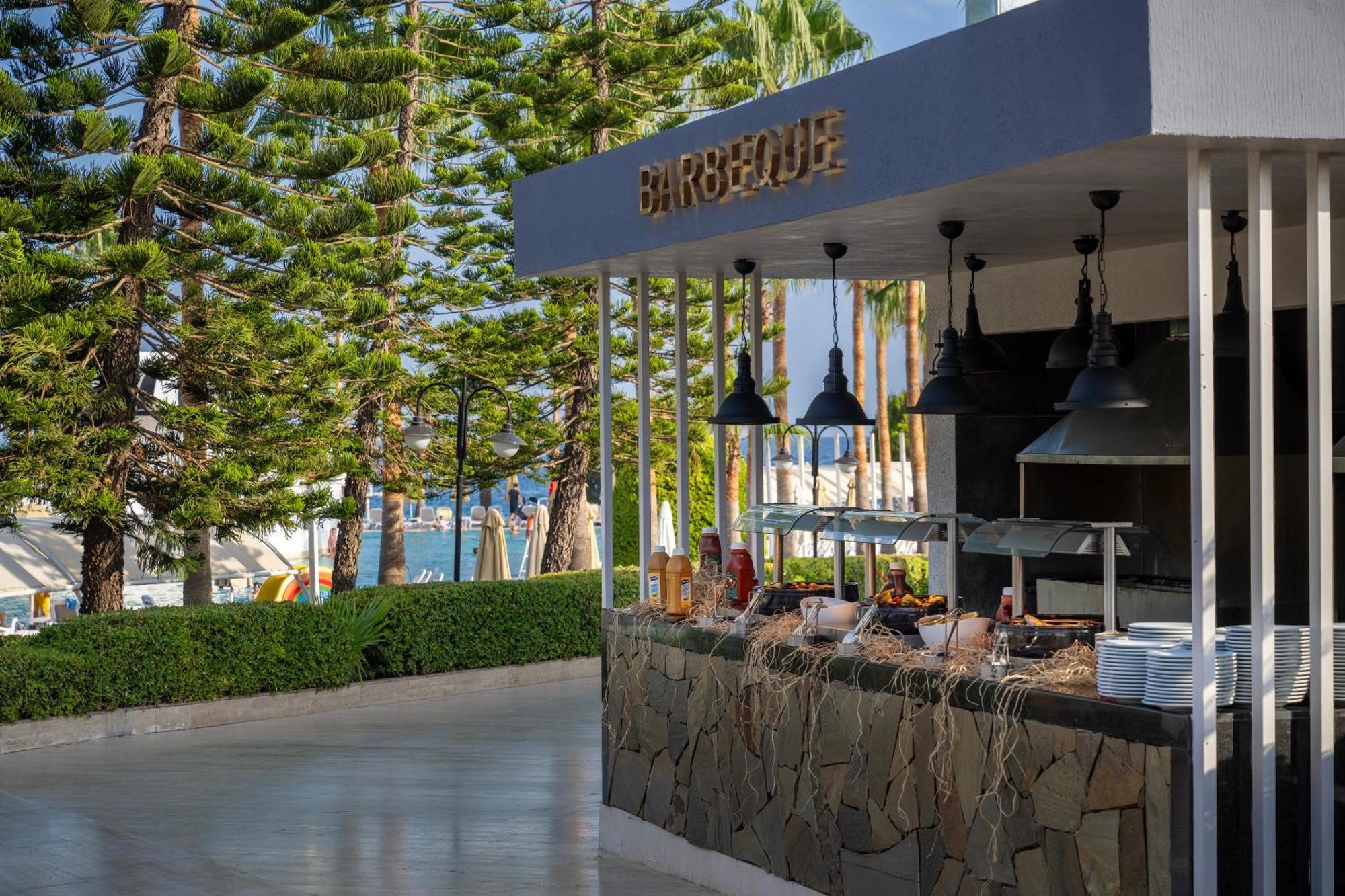 Oz Hotels Incekum Beach Alanya Buitenkant foto