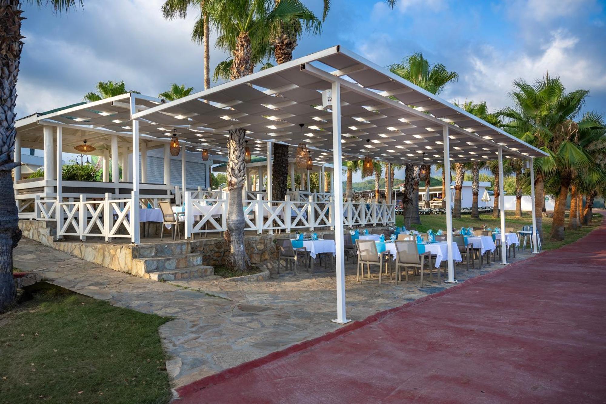Oz Hotels Incekum Beach Alanya Buitenkant foto